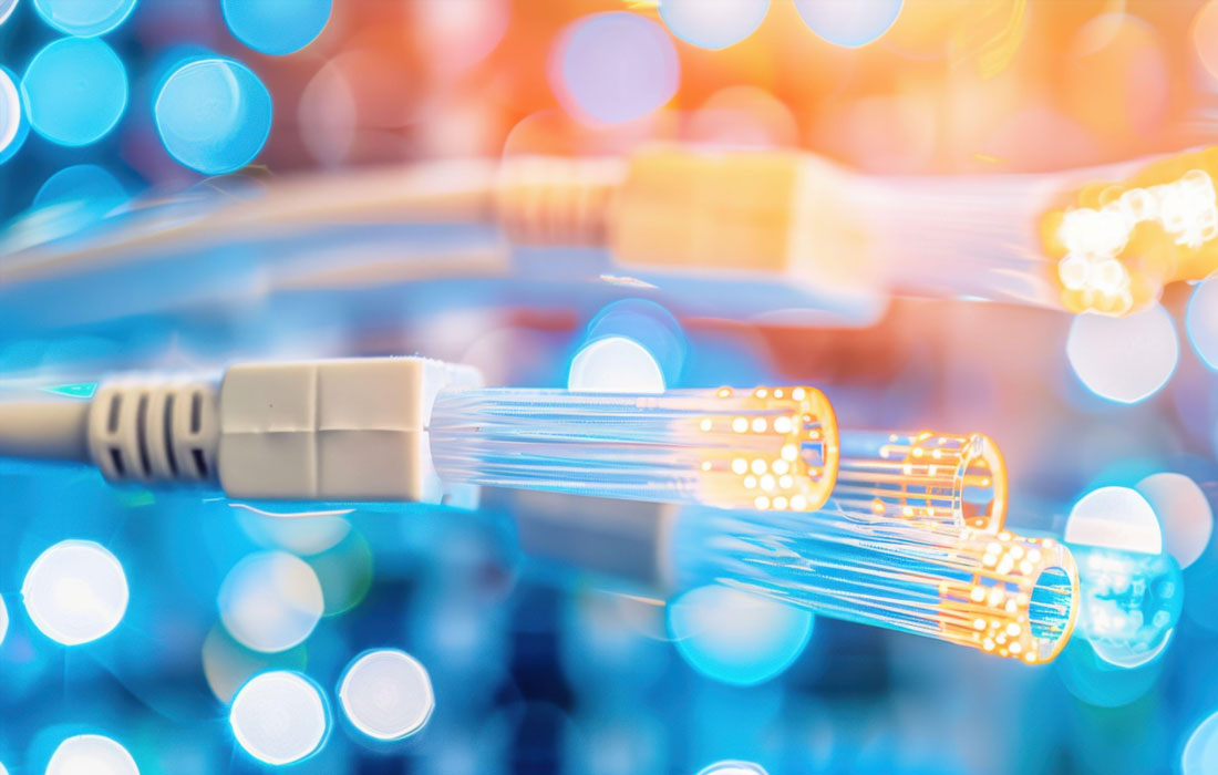Jakie są różnice między symetrycznym a asymetrycznym łączem internetowym